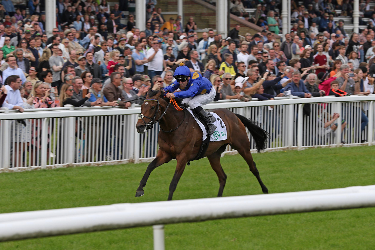 FantasticMoonBad2.jpg FantasticMoonBad2.jpg